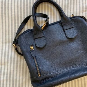 Beautiful genuine leather purse - good condition!